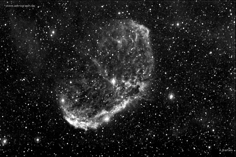 090821_crescent-nebula_ha.jpg